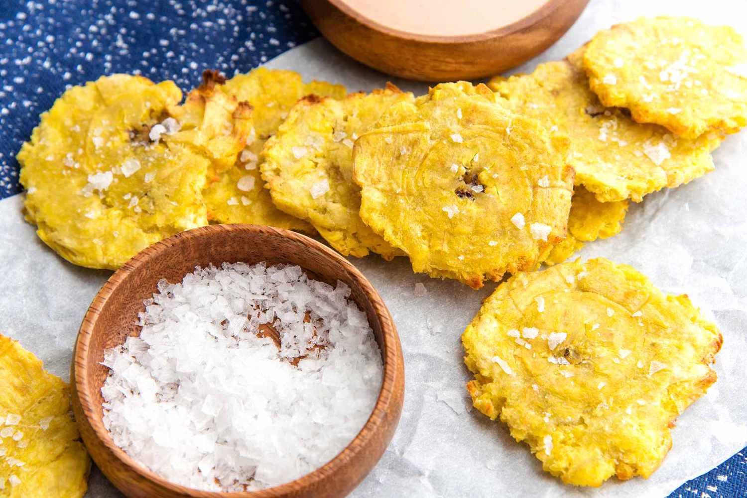 Cómo hacer tostones crujientes: receta fácil y variaciones deliciosas